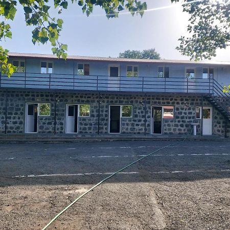 Hayots Ojakh Sewan Exterior foto